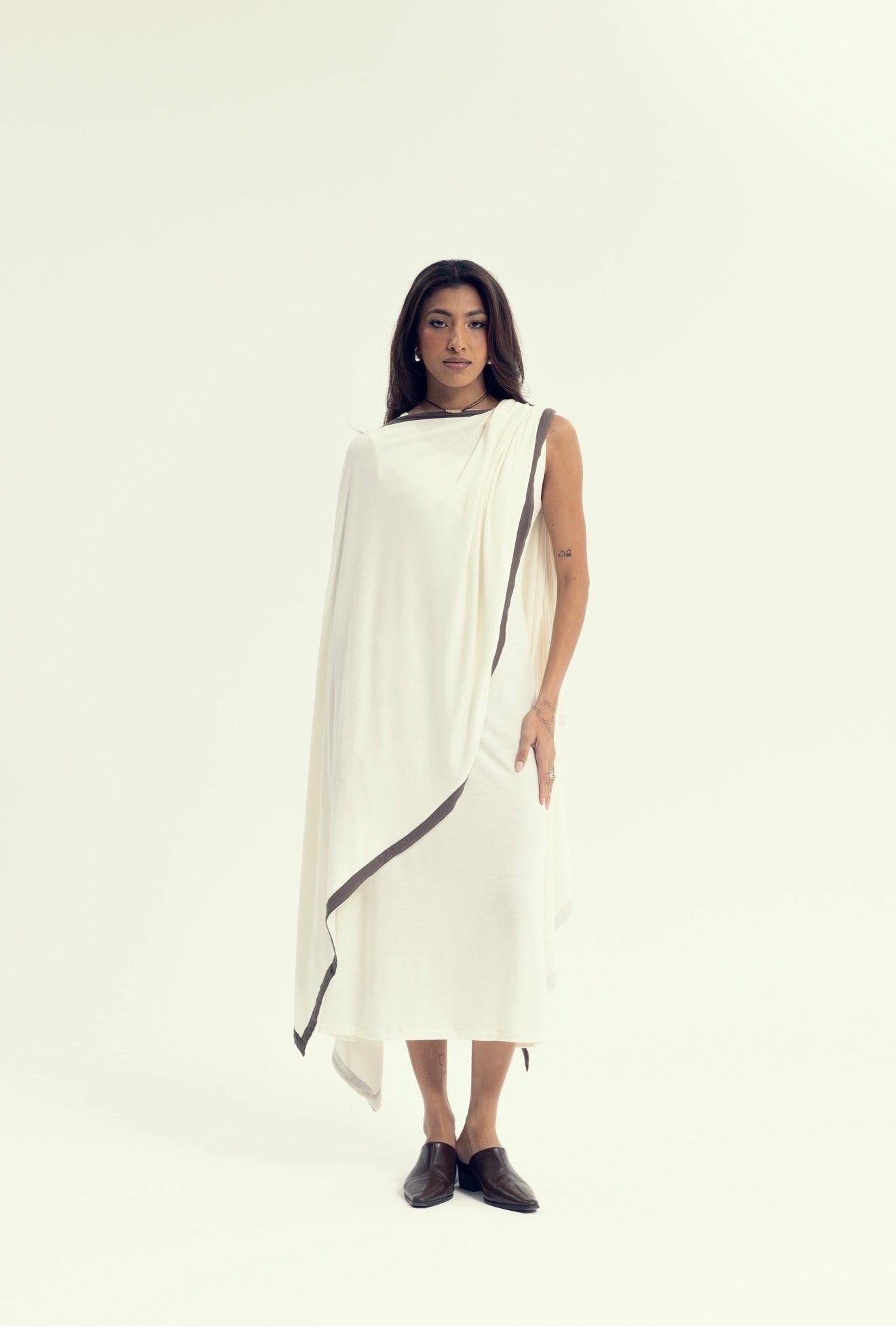 Diane - white