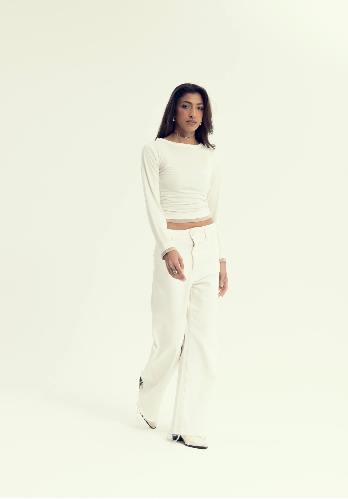 Marguerite - only top in white